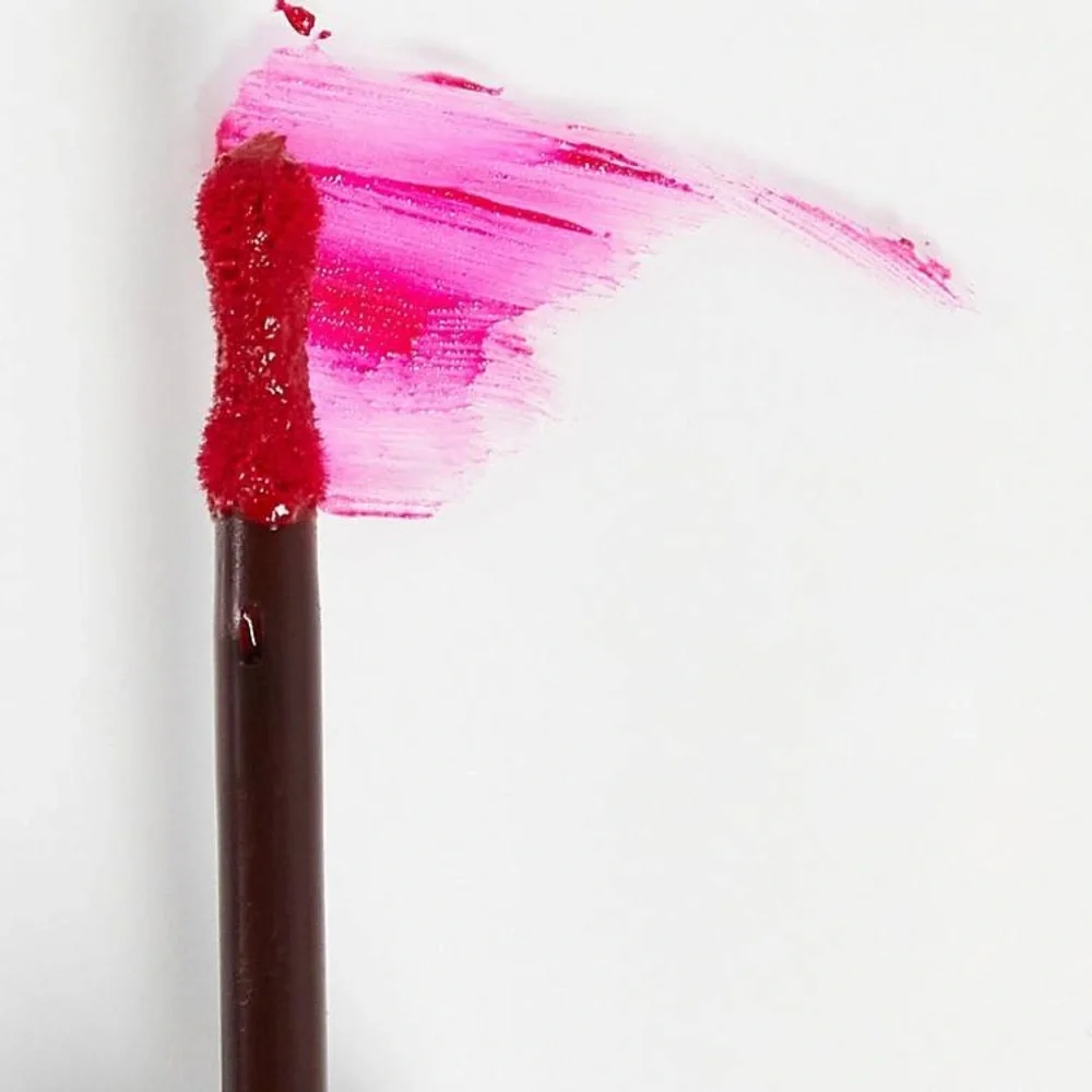 (LGSF) NEW MAC Powder Kiss Liquid Lipcolour *HAUTE PANTS* / 0.17 oz / New In Box